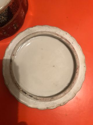 Antigua caja china de porcelana. Sellada