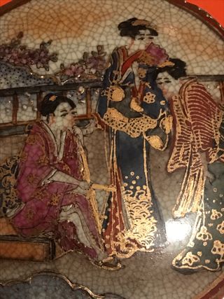 Antigua caja china de porcelana. Sellada