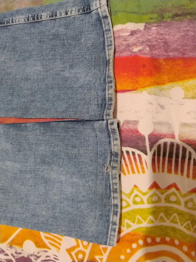 Pantalón vaquero flare azul