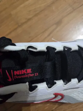 Zapatillas Nike Hombre Blancas y Rojas