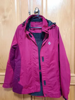 Cortavientos Crivit fucsia