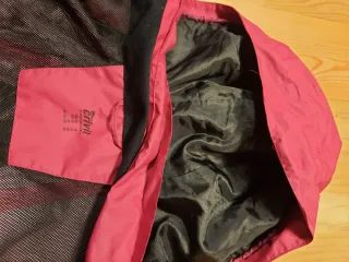 Cortavientos Crivit fucsia