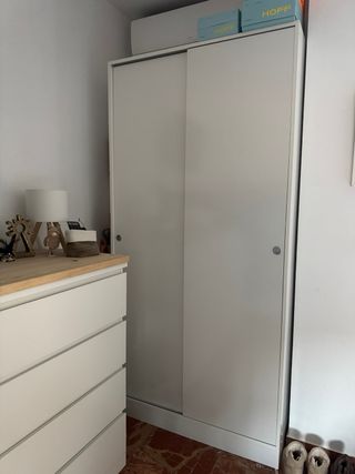 Armario blanco puertas correderas