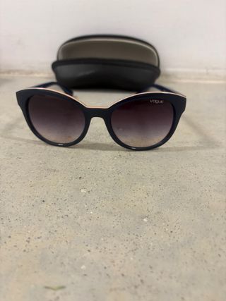 Gafas de sol Vogue azules y marrones