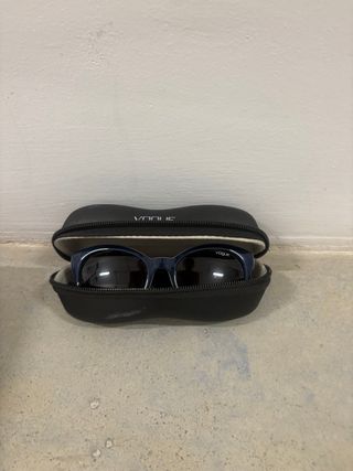Gafas de sol Vogue azules y marrones