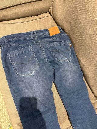 Pantalón vaquero moto