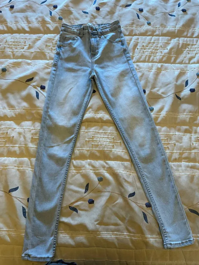 Pantalón vaquero chica azul