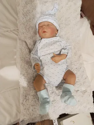 Bebé Reborn con Ropita