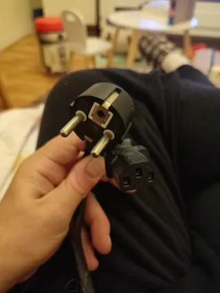 Cable alimentación PC/Portátil