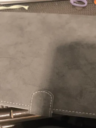 Funda tablet gris sin usar