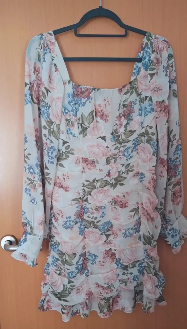 Vestido fiesta floral manga larga