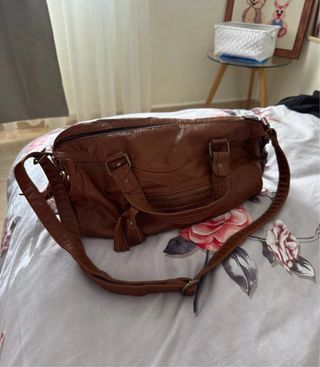 Bolso de cuero marrón