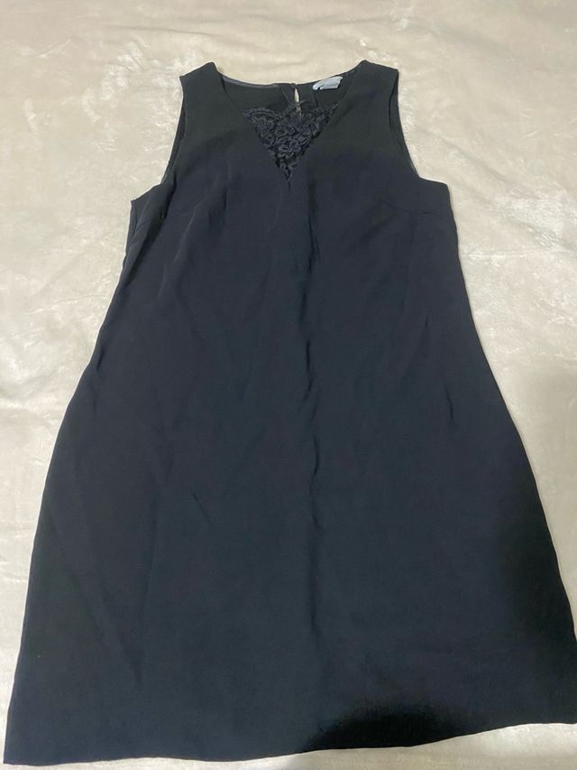 Vestido negro con encaje