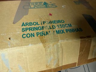 Árbol de Navidad.  Lo vendo sin decoración
