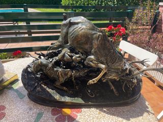 Figura P.J. Mene Bronce.