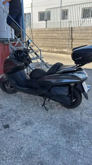 Yamaha Majesty 400 - 2011