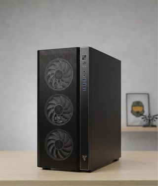 PC Gaming RX 7700 XT + Ryzen 7 (Garantía PcComp)