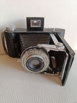 Cámara Kodak Six-20