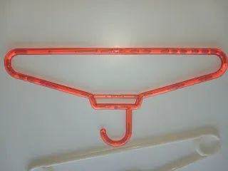 Lote 5 Perchas Grandes Plástico