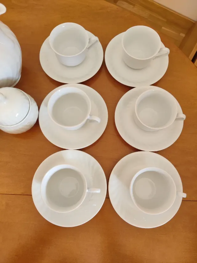 Juego de café de porcelana blanco