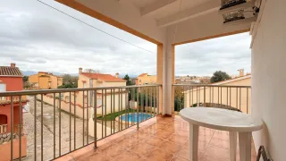 Casa en alquiler en primera línea de playa Oliva