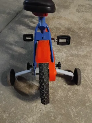 Bicicleta Spiderman 14 con ruedines