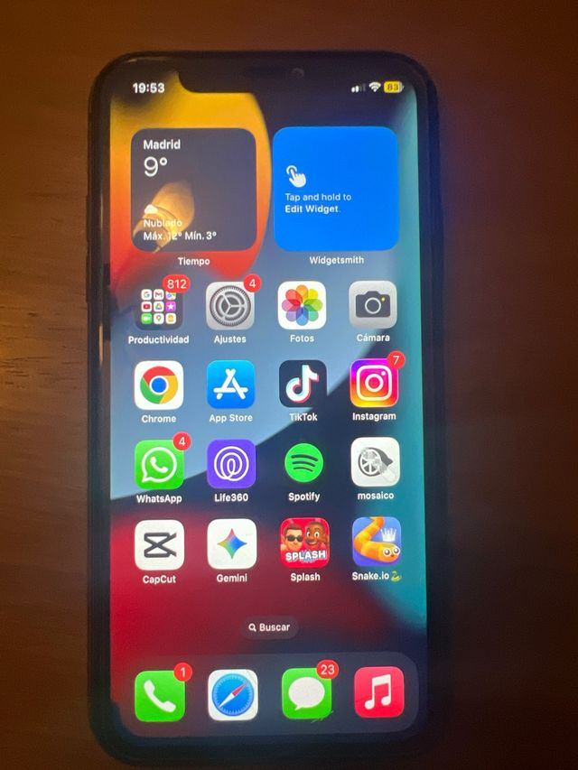 iPhone 11
