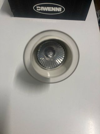 Foco de pared giratorio