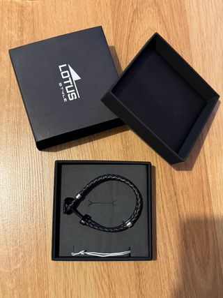 Pulsera Lotus Ancla Negra y Plata