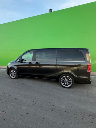 Mercedes-Benz Clase V 2022