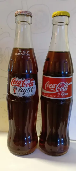 2 bottiglie Coca-Cola Light e Classica anno 2002