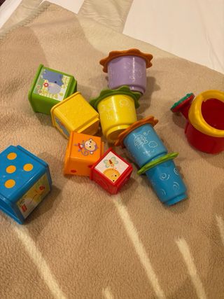Set Juguetes Bebé Apilables y Encajables