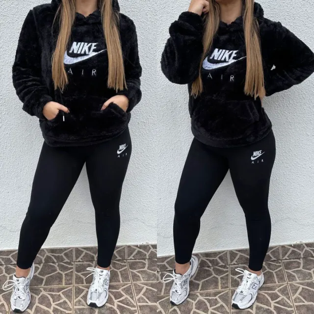 Conjunto Nike Mujer Pink y Negro