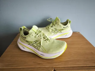 Zapatillas ASICS Verde y Amarillo