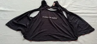 Camiseta negra con texto IT COULD BE WORSE