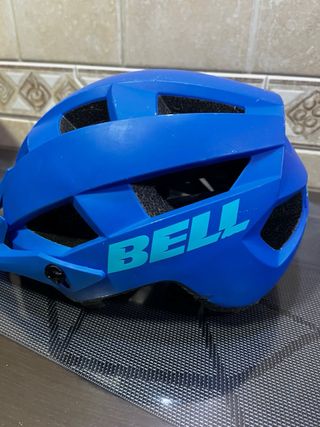 Casco Bell niño azul