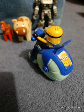 Lote 6 Juguetes Minion, Robot, Animales.