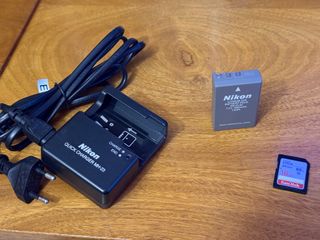 Cámara Reflex Nikon D3000 Negra