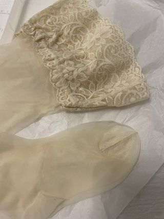 Medias de novia encaje beige