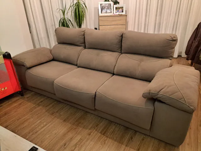 Sofá 3 plazas abatible marrón