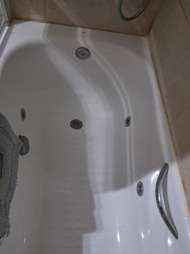 Bañera Hidromasaje Acrílico y Cristal