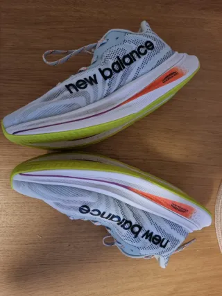 New Balance Fuelcell talla 44