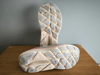 Zapatillas Hoka Azul y Rosa