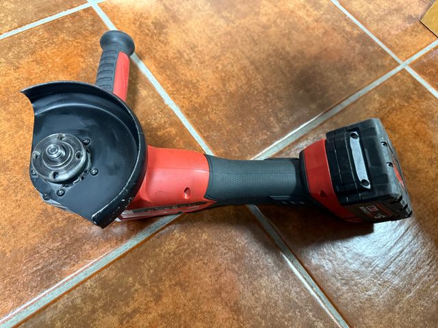 Amoladora Milwaukee M18 FSAG125X 125mm