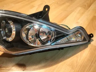 Faro Moto Kymco Lado derecho