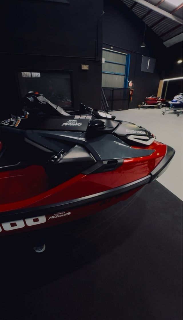 Sea-Doo RXT-X RS 325 2025