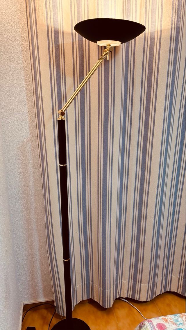 Lámpara Salón y de regalo otra de Estudio.