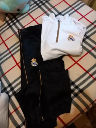 Chándal Real Madrid Blanco y Negro