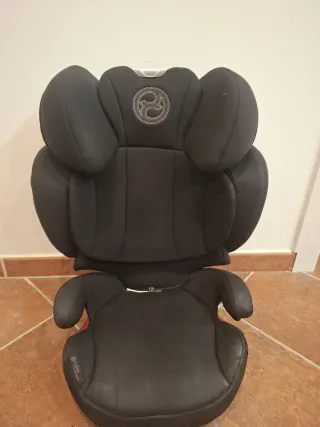 Silla coche Cybex negra