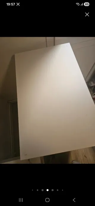 Cómoda blanca 4 cajones, y con ruedas muy comoda